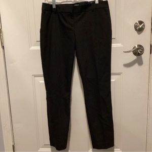 Express Columnist Ankle Pants Slacks Size 6R NWT Black Fitted Hips & Thigh